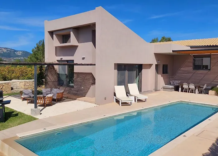 Alekos Houses-profilio's * Lixouri