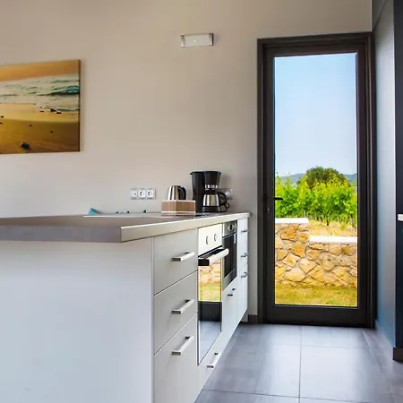 Alekos Houses-profilio's * Lixouri