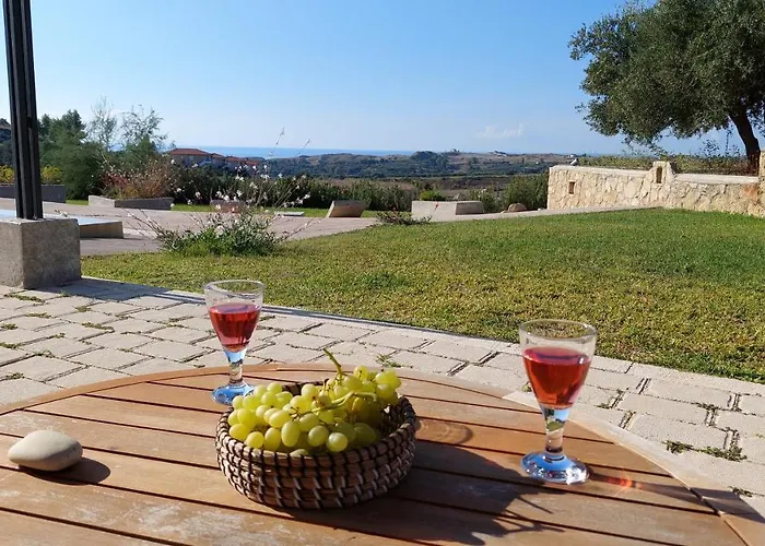 Alekos Houses-profilio's Lixouri