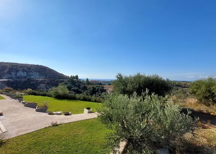 Alekos Houses-profilio's Vila